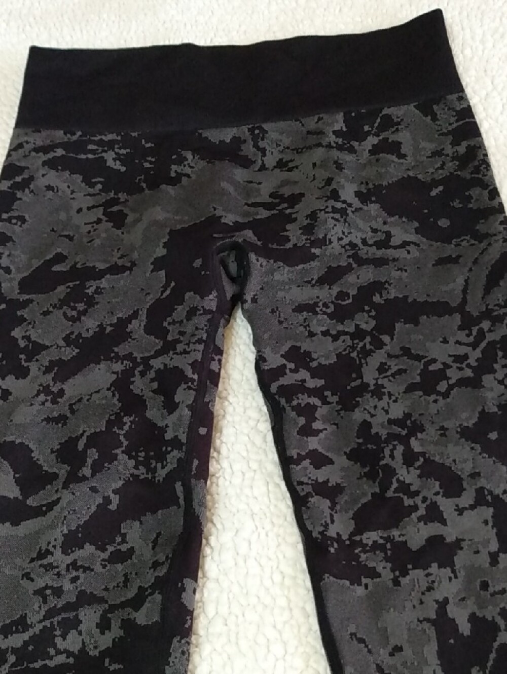 AnyBody Black & Dark Gray Patterned Activewear Leggings - WMNS XL- NWOT